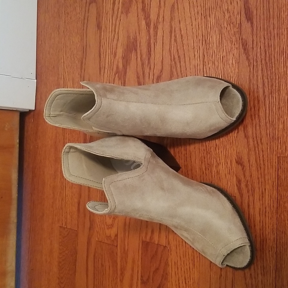 BRAND NEW Camel color peep toe booties in faux suede